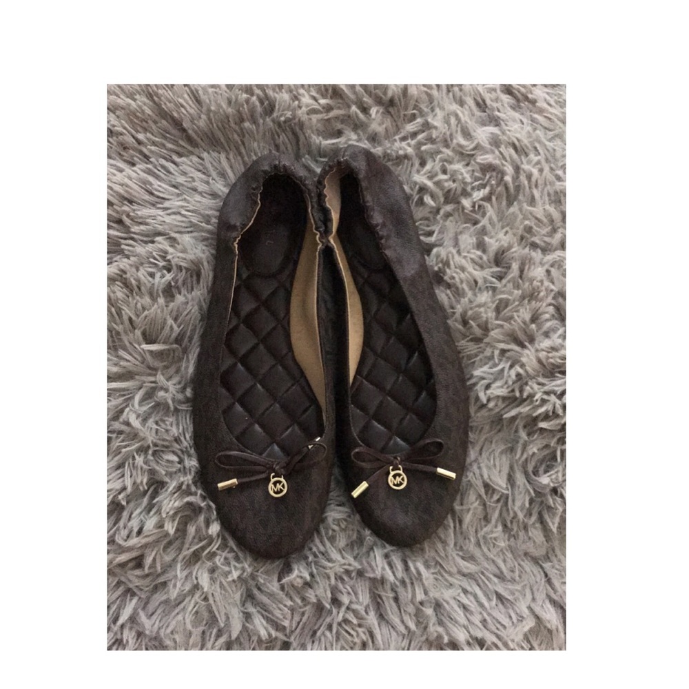 MICHAEL KORS FLATS